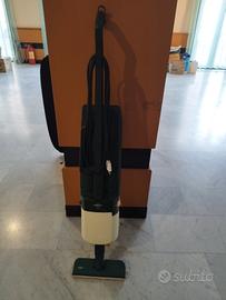 Aspirapolvere Folletto 