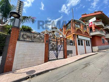 Locale Commerciale - Gaggi