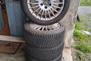 gomme invernali  con cerchi in lega Alfa Romeo 