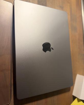 MacBook Pro 14” M3 | 8 GB RAM | 512 GB SSD |