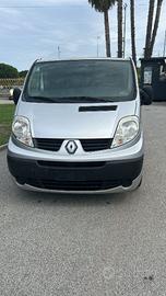 RENAULT Trafic T29 2.5 dCi/150 PC-TN Passenger P