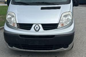 RENAULT Trafic T29 2.5 dCi/150 PC-TN Passenger P