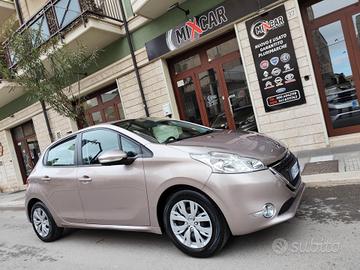 Peugeot 208 1.4 HDi 68 CV 5 porte DIESEL