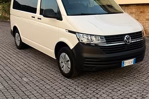 Volkswagen Transporter 9 posti 2.0 TDI 150 CV