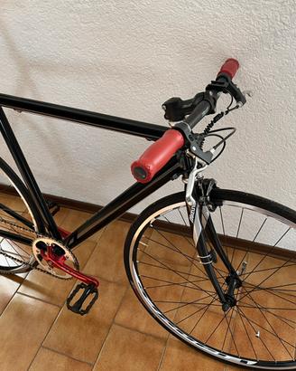 Bici da città in alluminio