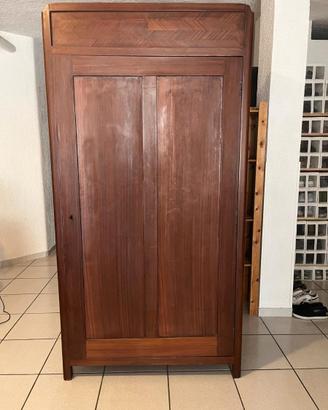 Cappottiera in legno - €300