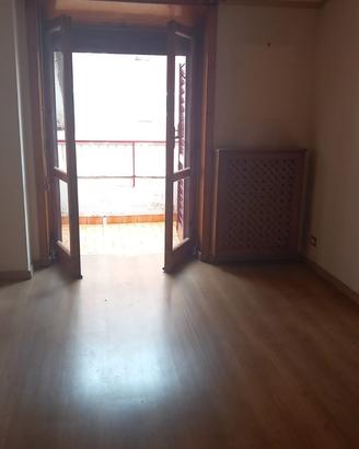 Appartamento centralissimo con balconi