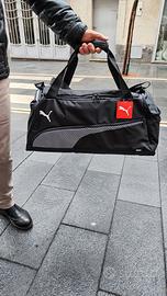 Borsone Puma nuovo con cartellino originale nero