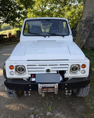 Suzuki samurai