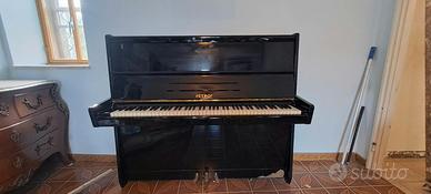 Pianoforte verticale Petrof