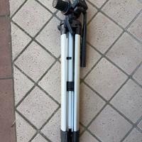 Cavalletto videocamera economico alluminio