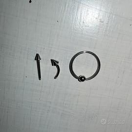 Piercing/orecchini in acciaio