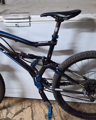 mtb full GT