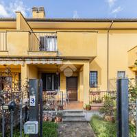 VILLA A SCHIERA A BARBARANO ROMANO