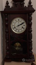 Orologio da parete in legno