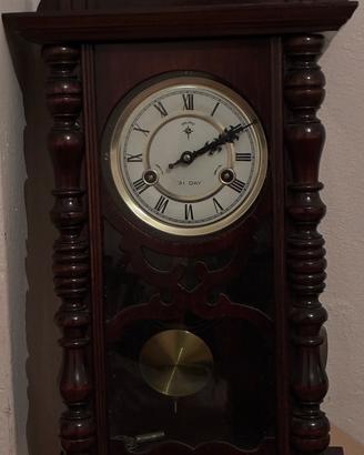 Orologio da parete in legno