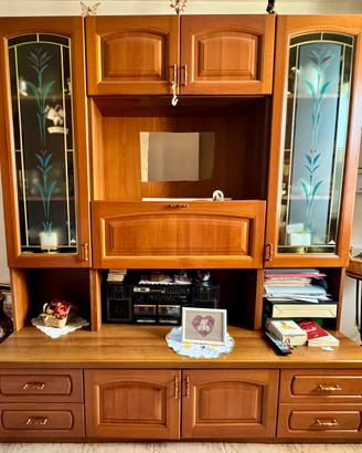 Credenza in legno con vetrine 180x200 cm