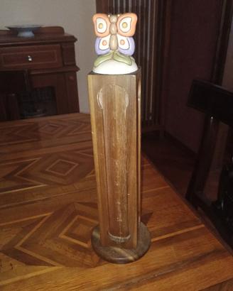Portacapsule Thun in legno con farfalla in cera