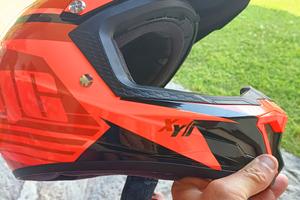 casco e stivali  cross bambino 