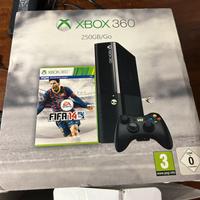 XBOX 360 E Elite+8 giochi+2 Joystick