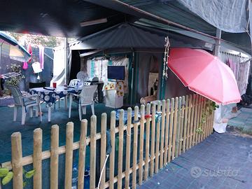 Roulotte più struttura