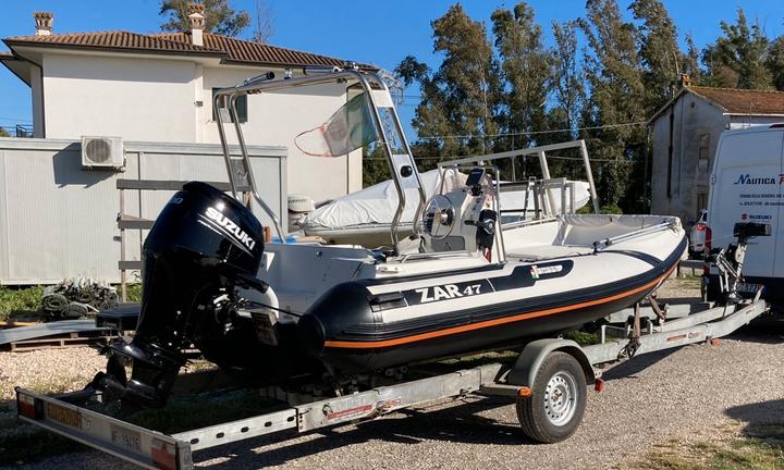 Gommone ZAR 47 con Suzuki DF100 (2024)