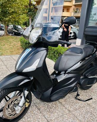 PIAGGIO Beverly 350 TUTTO INCLUSO ANCHE PASSAGGI