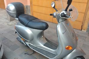 Vespa ET4 125cc anno 99'