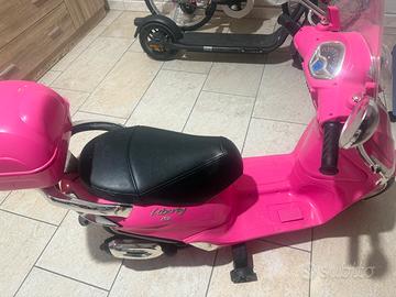 Moto giocattolo elettrica liberty
