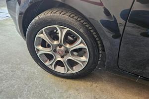 FIAT Grande Punto - 2015