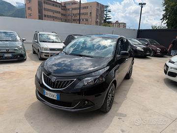 Lancia Ypsilon 1.0 FireFly 5 porte S&S Hybrid Gold