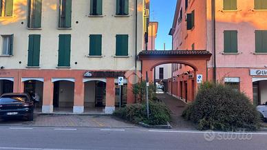 3 LOCALI A BAGNOLO IN PIANO