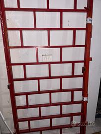 Grata in ferro con blocco superiore e inferiore co