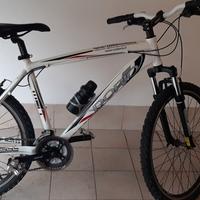 Mountain bike 26" uomo 