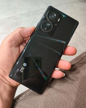 Zte (nubia) axon 40 pro