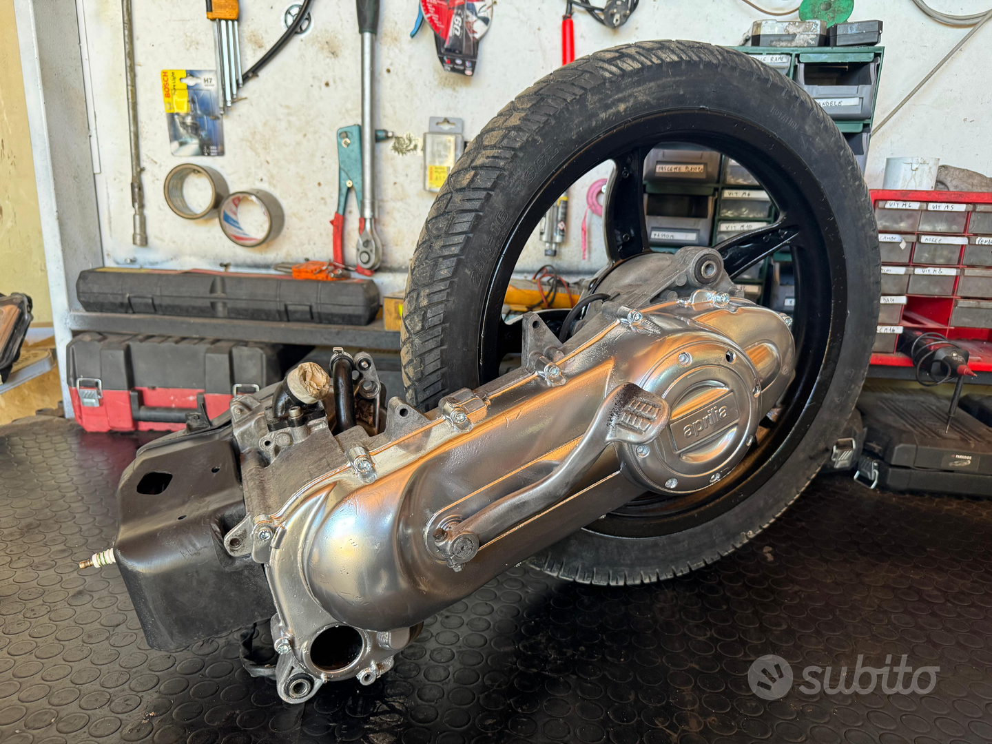 50 2t Scarabeo Blocco Piaggio BLOCCO MOTORE APRILIA SCARABEO 50 Cc