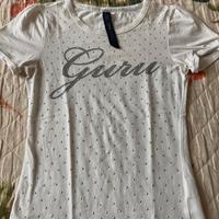 T shirt con borchiette
