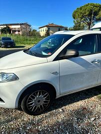 Lancia y Silver.