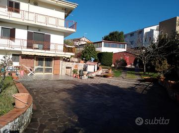 PORZIONE DI BIFAMILIARE A MARANO PRINCIPATO