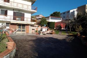 PORZIONE DI BIFAMILIARE A MARANO PRINCIPATO