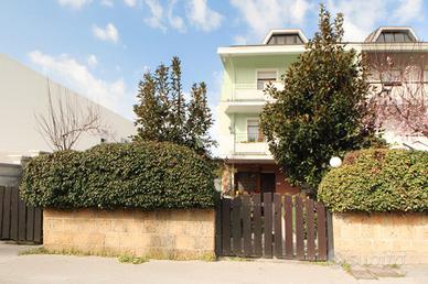 PORZIONE DI BIFAMILIARE A FRANCAVILLA AL MARE