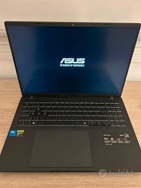 Asus V16 RTX 5050 i7 -240h - Garanzia 2027