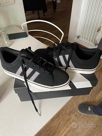 Scarpe adidas nuove