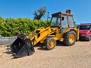 terna-jcb-3cx-braccio-telescopico-e-benna-mordente