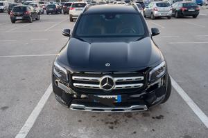 Mercedes GLB 180d