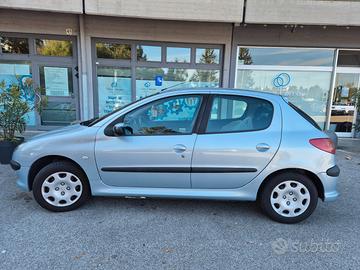 Peugeot 206 - 2004