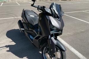 Yamaha Xmax 300 techMax