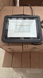 Faro Led 100W - luce da esterno IP65