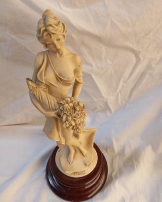 scultura Giorgio Armani vintage 