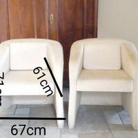 Poltroncine moderne da soggiorno o attesa